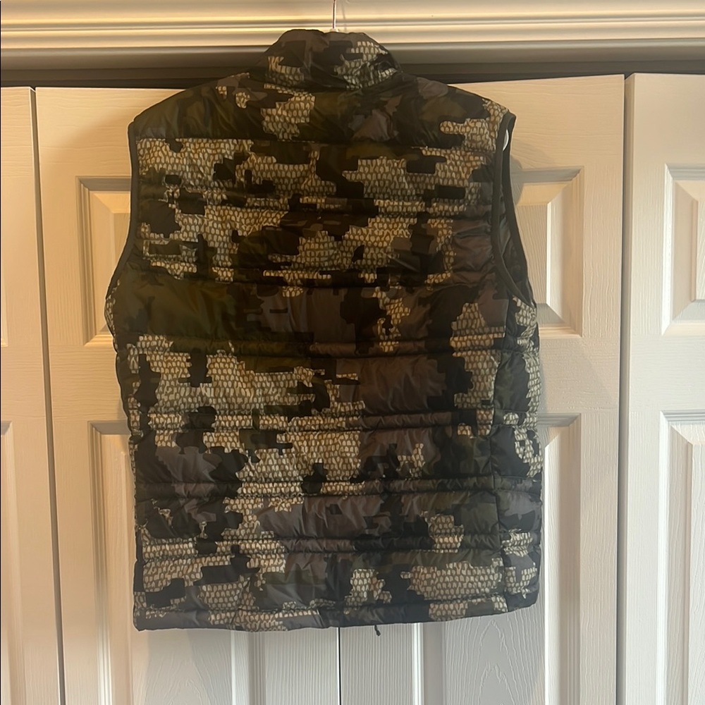 KUIU Super Down LT Vest - Picture 5 of 5